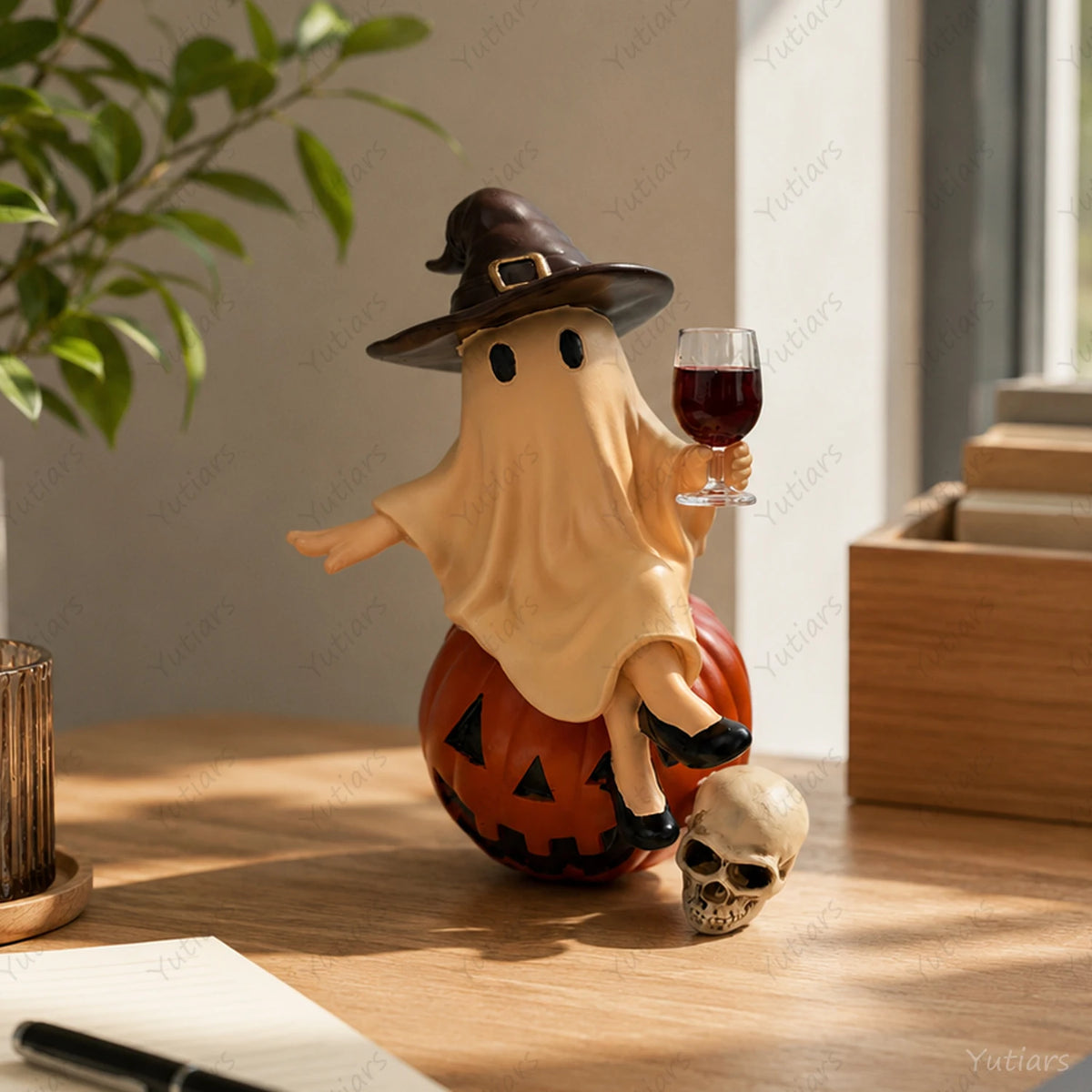 Tipsy Ghost Pumpkin Décor