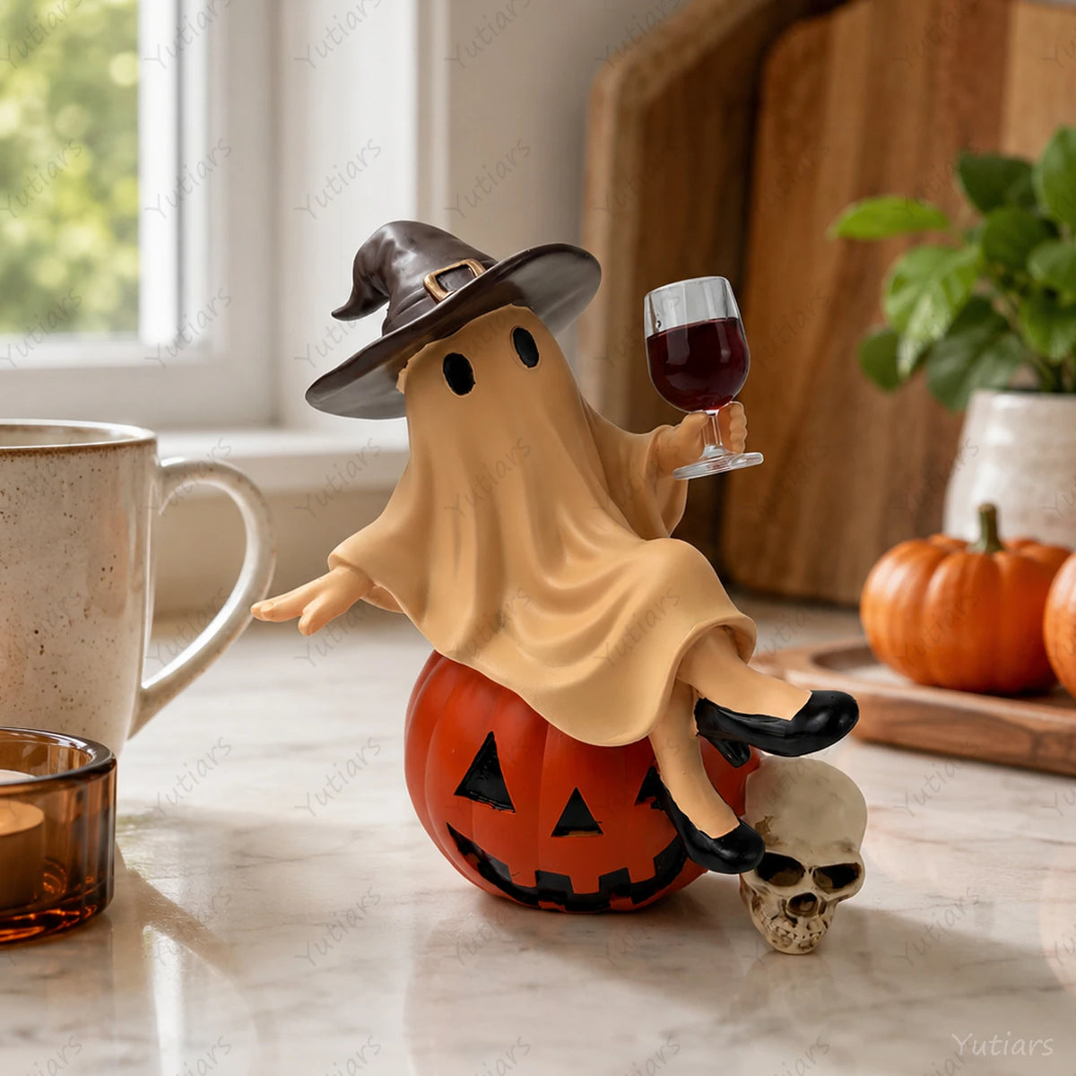 Tipsy Ghost Pumpkin Décor