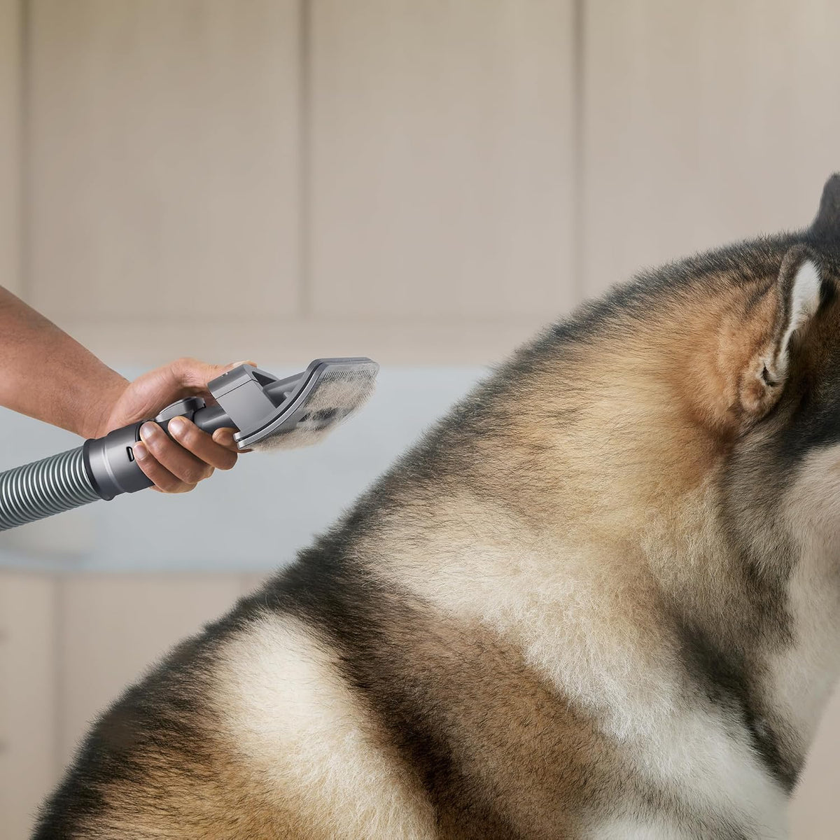 FurFlow Pet Grooming Vacuum Attachment