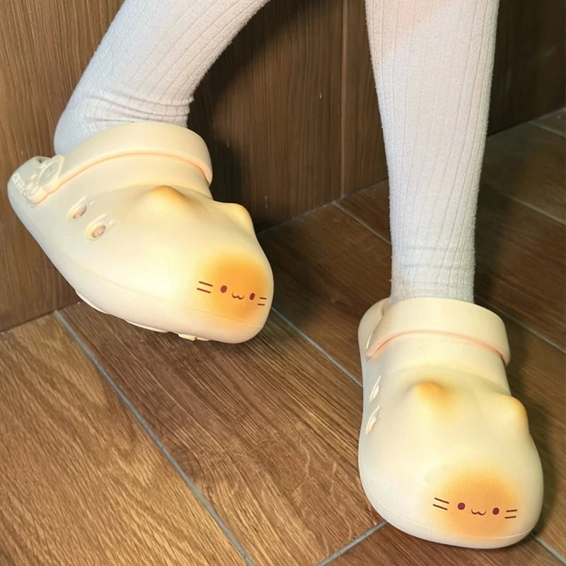 Mochi Cat-Face Slippers